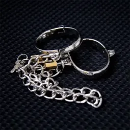 LATETOBED BDSM LINE металлические наручники 5,5 см