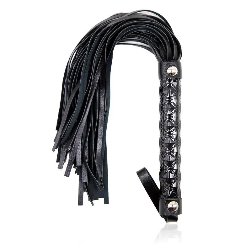 Diamond-mustriga flogger metallist detailidega 39 cm, must