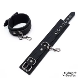 Fikseerimiskomplekt randme- ja reiekätistega