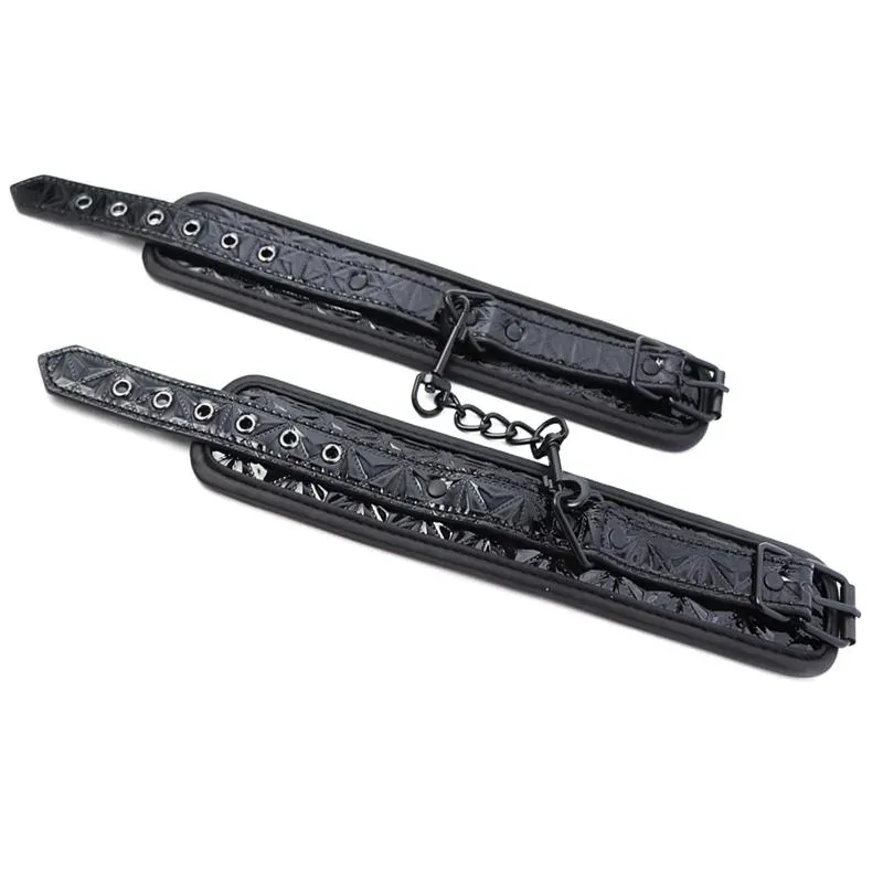 BLACK SAPPHIRE наручники из веганской кожи