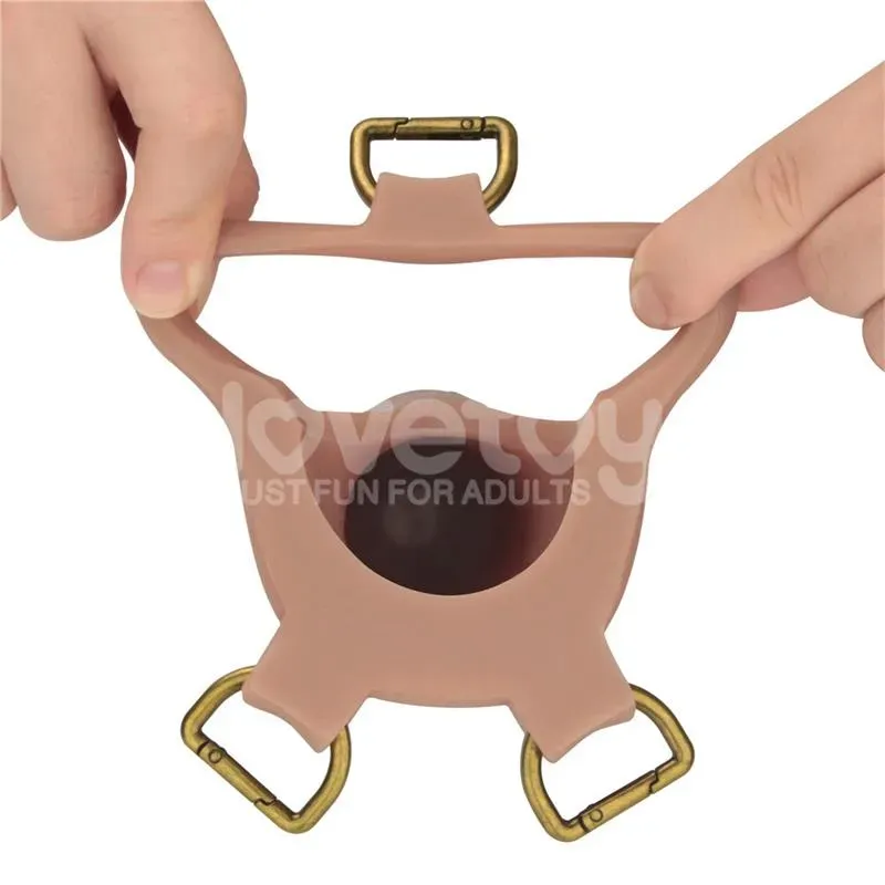 LOVETOY Ingen õõnsa dildoga strap-on komplekt